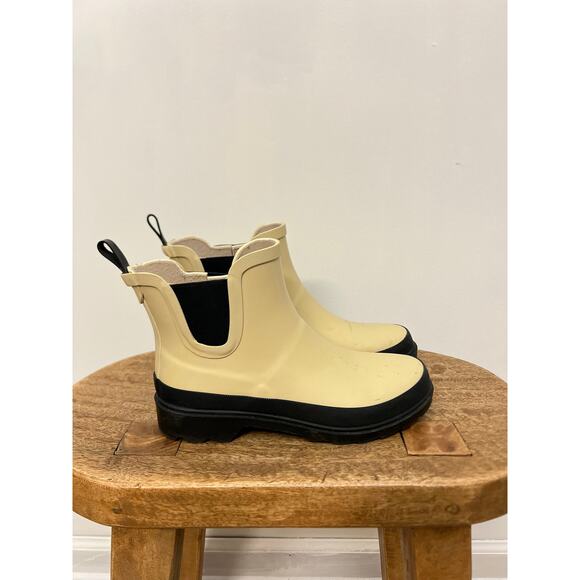 Women's Waterproof Rain Boots - Size 8 Wide - Tan/Black - Picture 5 of 10